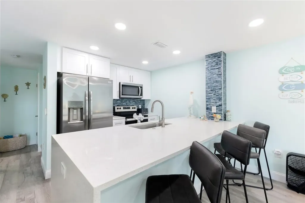 337 Rex Place Madeira Beach FL 33708