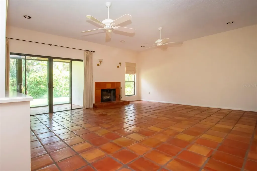 4812 Kestral Park Circle Sarasota FL 34231
