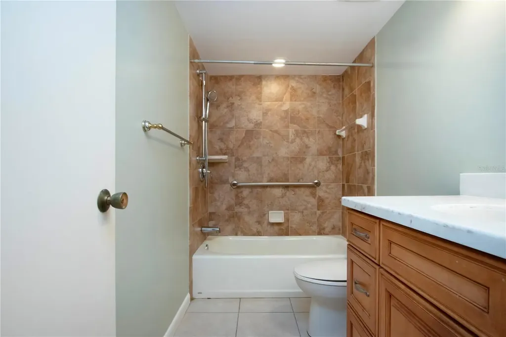 4812 Kestral Park Circle Sarasota FL 34231