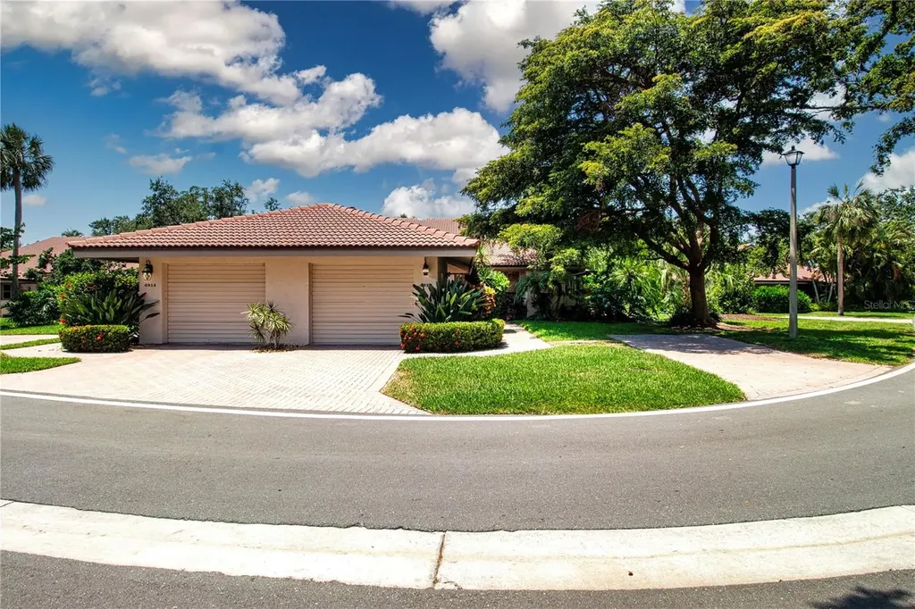 4812 Kestral Park Circle Sarasota FL 34231