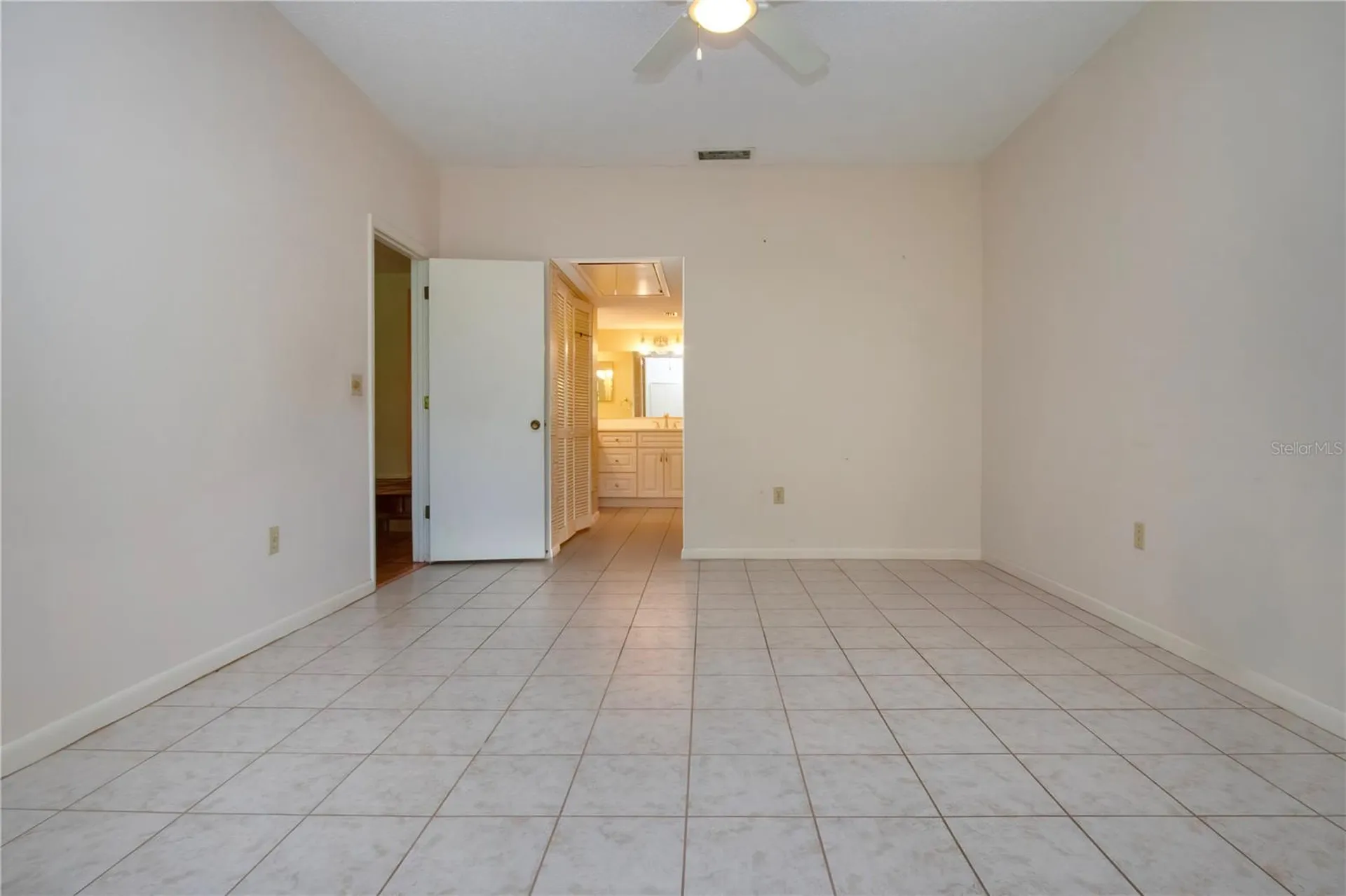 4812 Kestral Park Circle Sarasota FL 34231