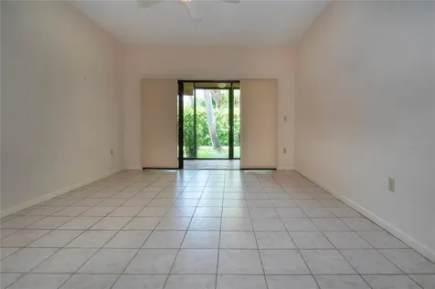 4812 Kestral Park Circle Sarasota FL 34231