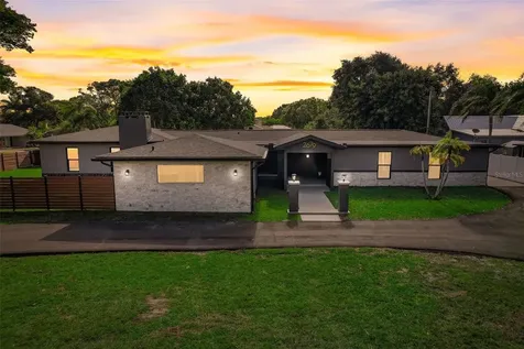 2679 Haines Bayshore Road Clearwater FL 33760