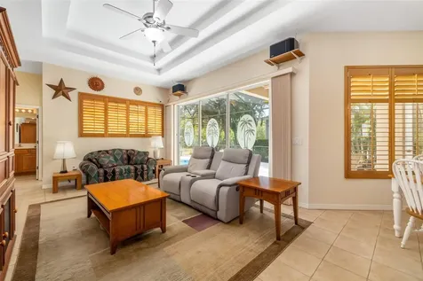 224 Dahlia Court Bradenton FL 34212