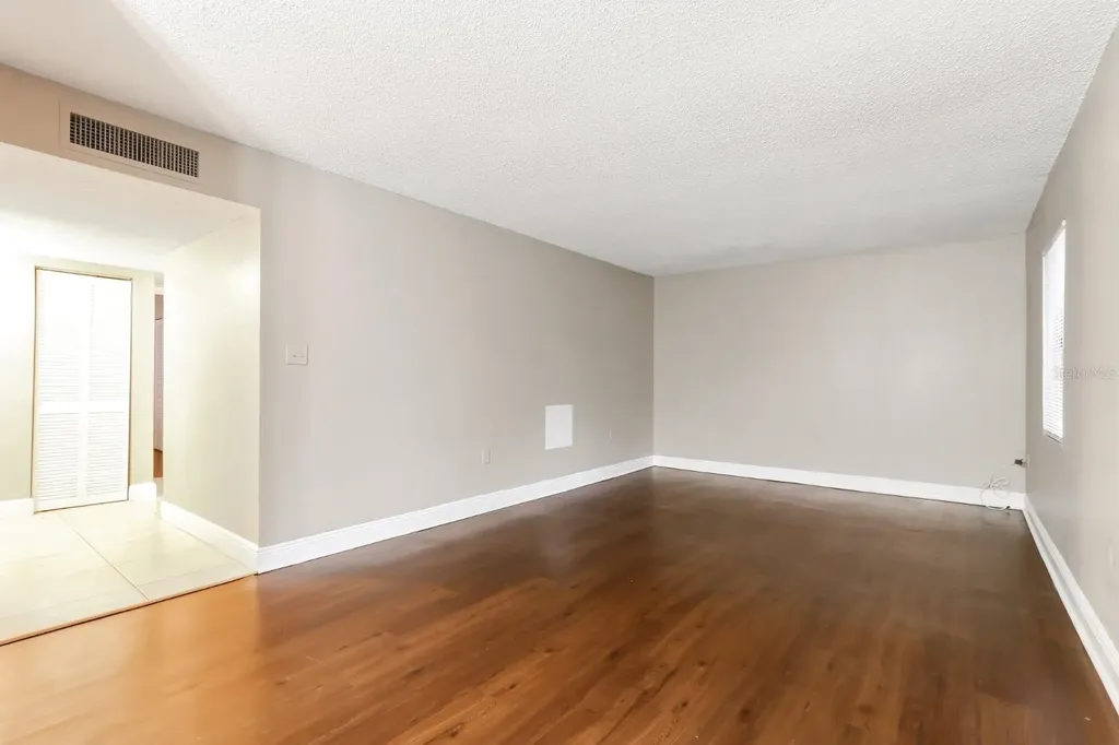 4727 S Texas Avenue Orlando FL 32839