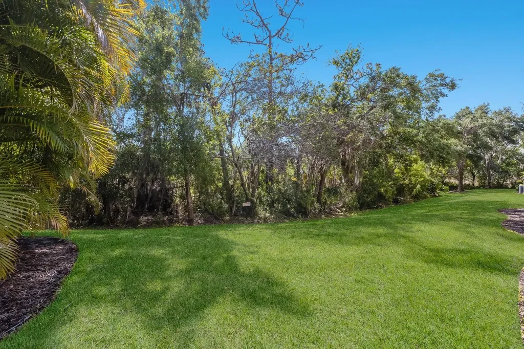 8073 Tybee Court University Park FL 34201