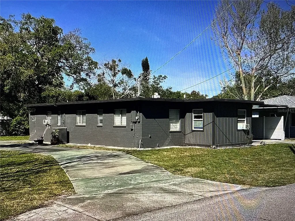 346 Clifton Avenue Daytona Beach FL 32117