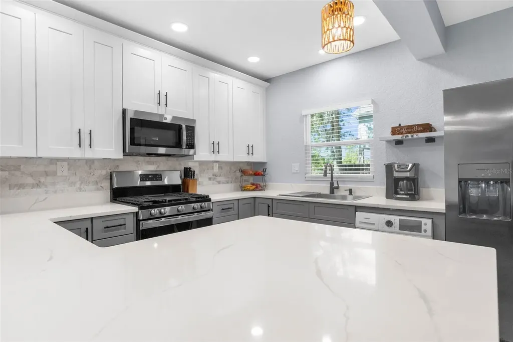 5421 Gay Street Weeki Wachee FL 34607