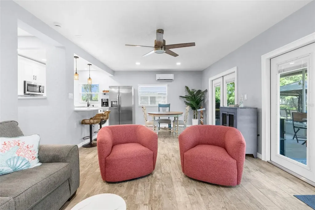 5421 Gay Street Weeki Wachee FL 34607