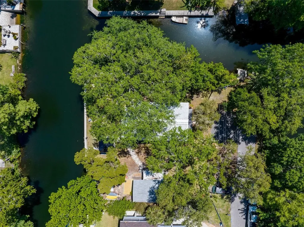 5421 Gay Street Weeki Wachee FL 34607