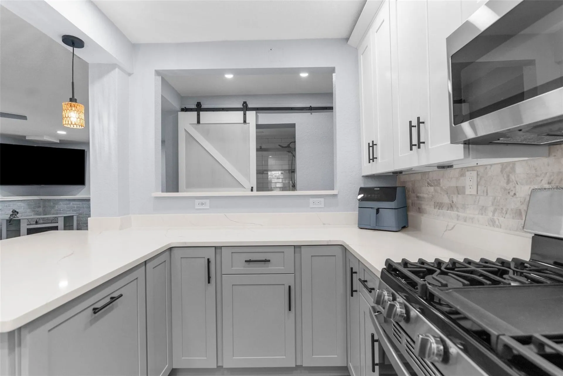5421 Gay Street Weeki Wachee FL 34607
