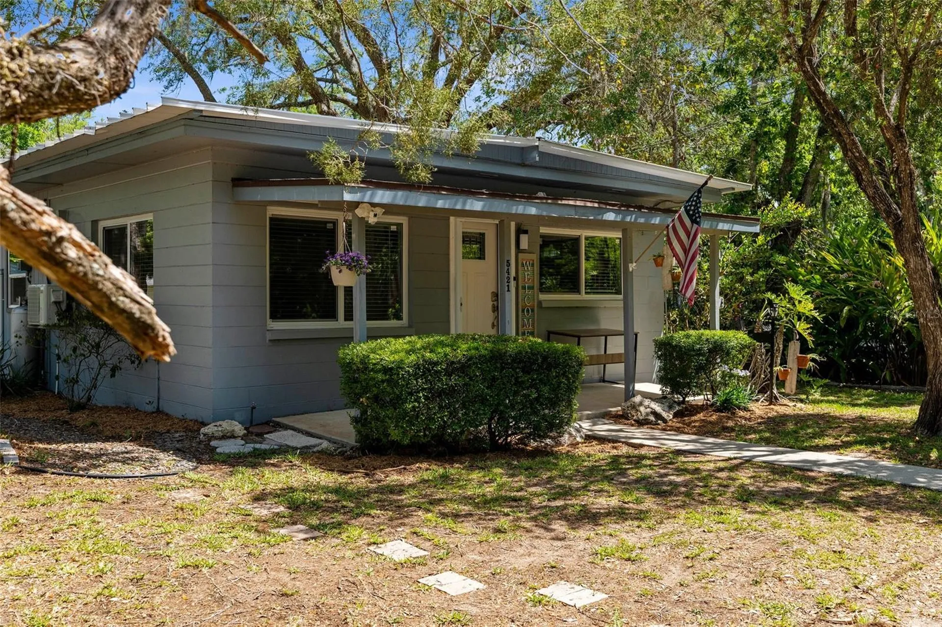 5421 Gay Street Weeki Wachee FL 34607