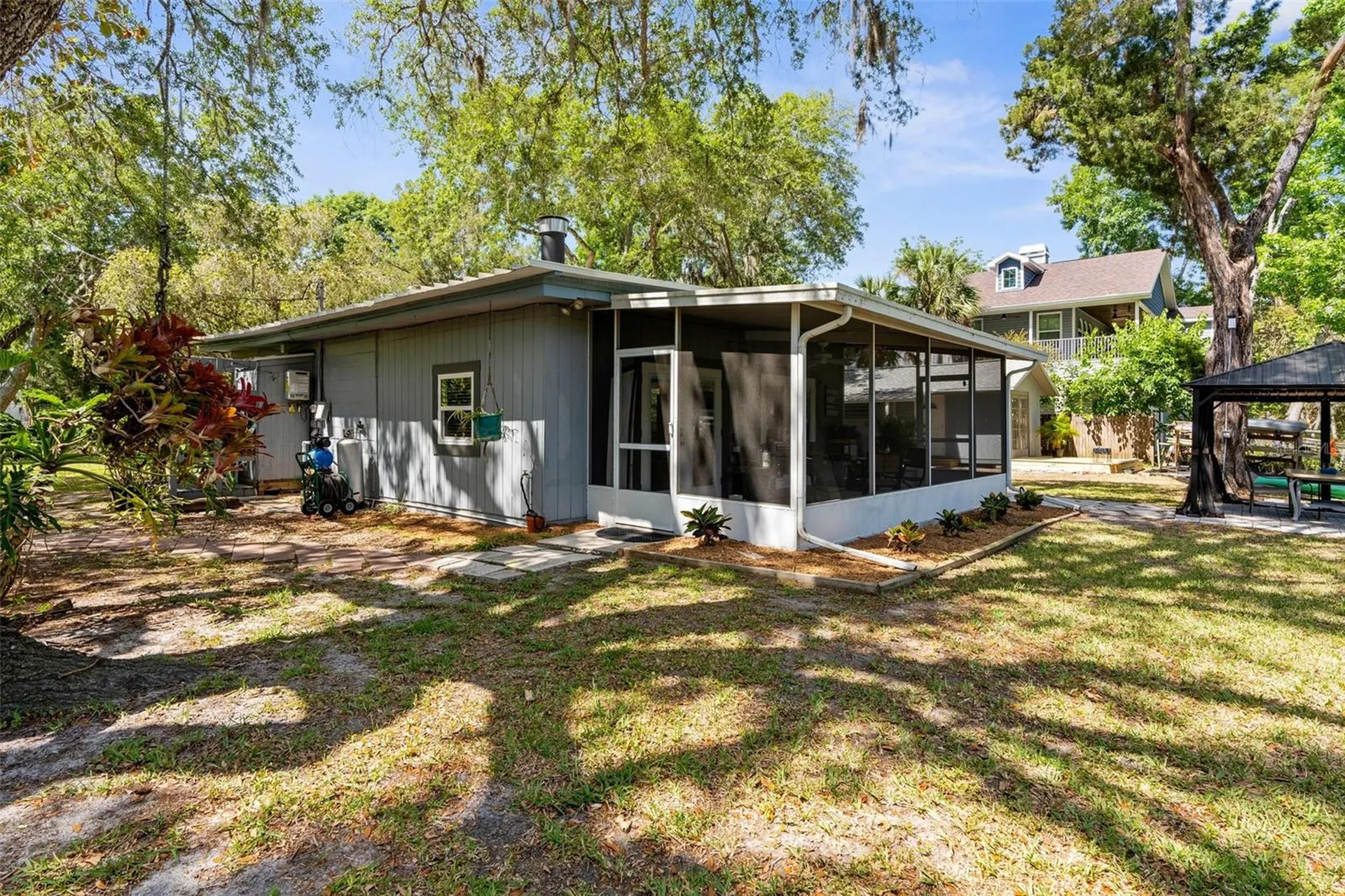 5421 Gay Street Weeki Wachee FL 34607