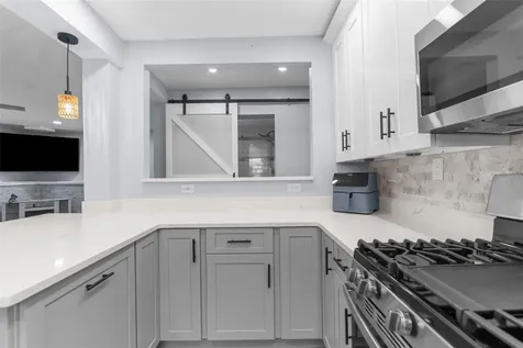 5421 Gay Street Weeki Wachee FL 34607