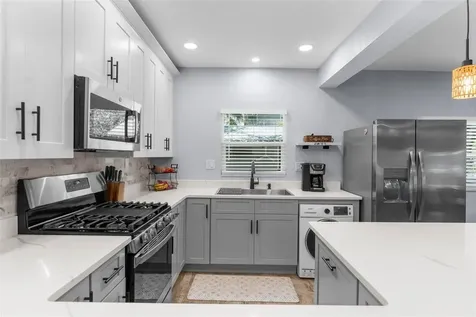 5421 Gay Street Weeki Wachee FL 34607
