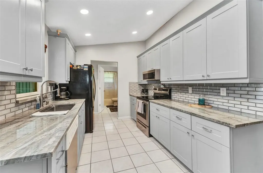 6371 Mckinley Terrace Englewood FL 34224