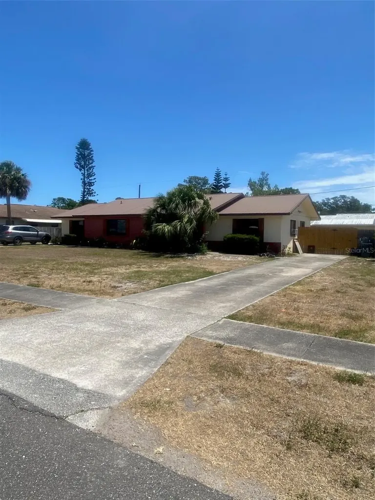 5169 Pineland Avenue Port Orange FL 32127