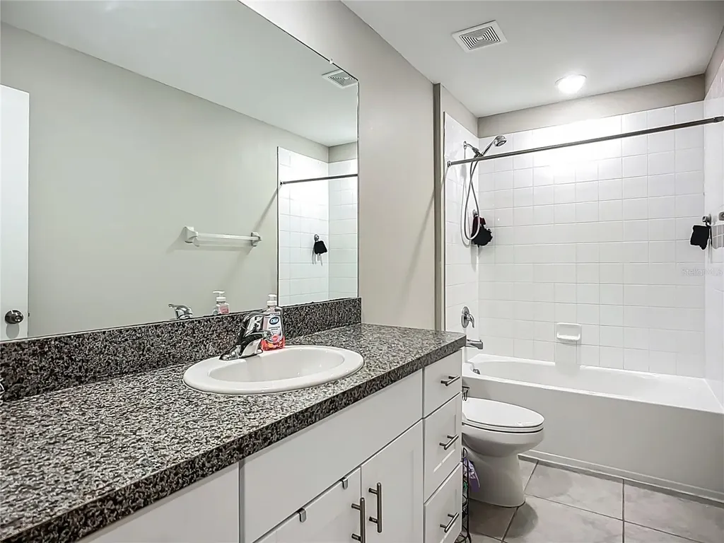 1876 Colding Drive Ruskin FL 33570