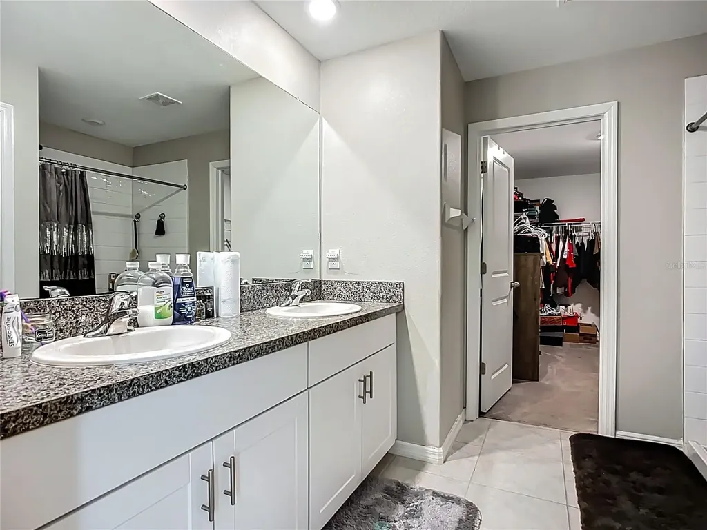1876 Colding Drive Ruskin FL 33570