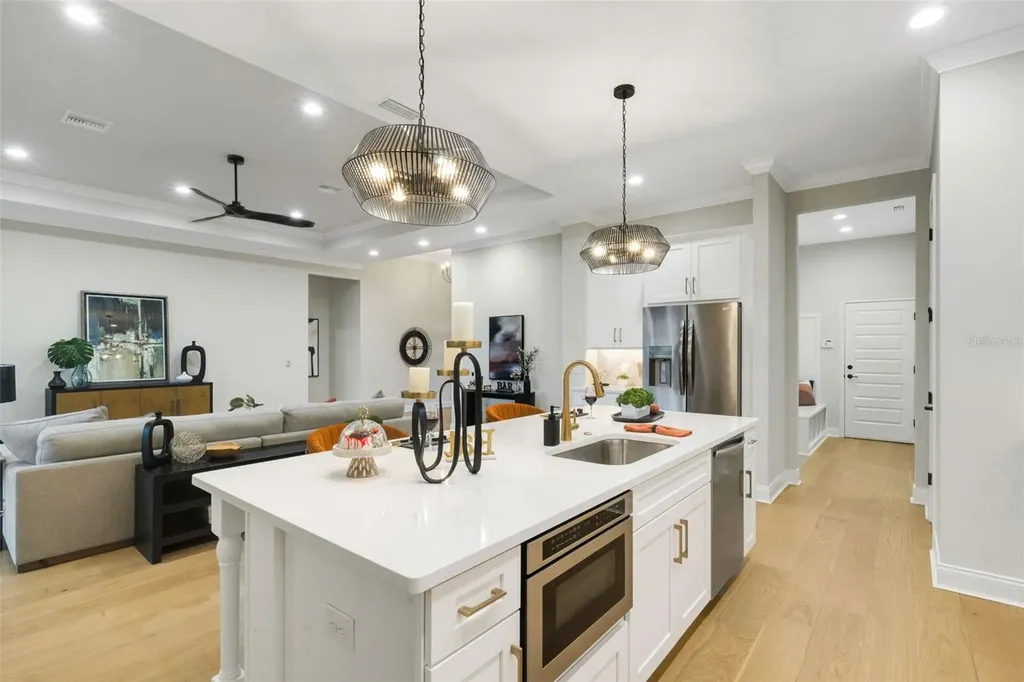 5390 Clubhouse Hills Lane Lakeland FL 33812