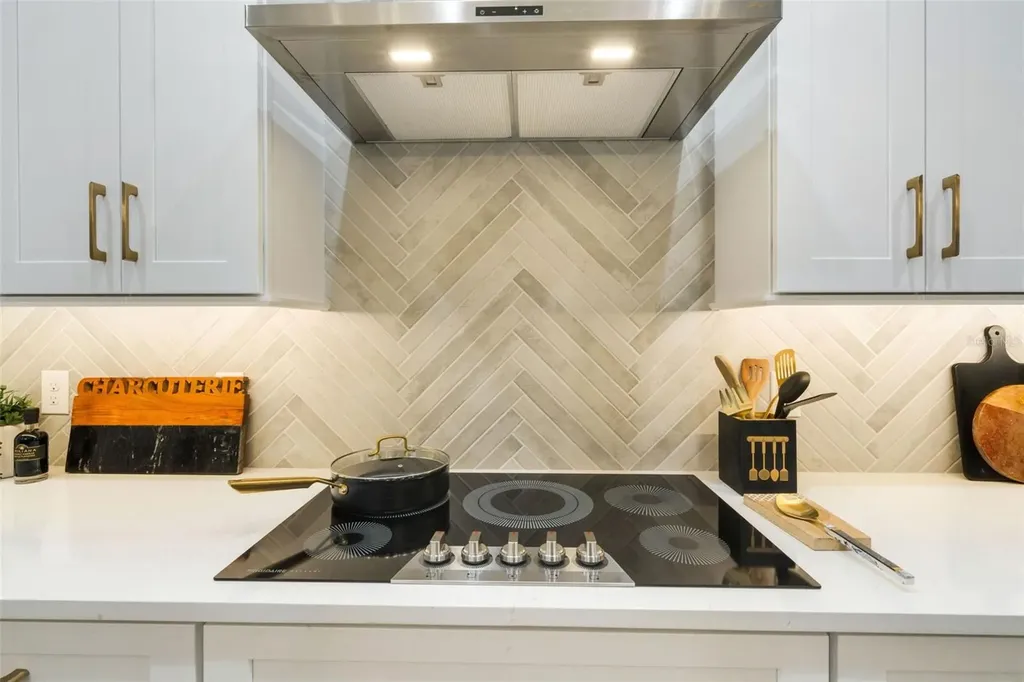 5390 Clubhouse Hills Lane Lakeland FL 33812