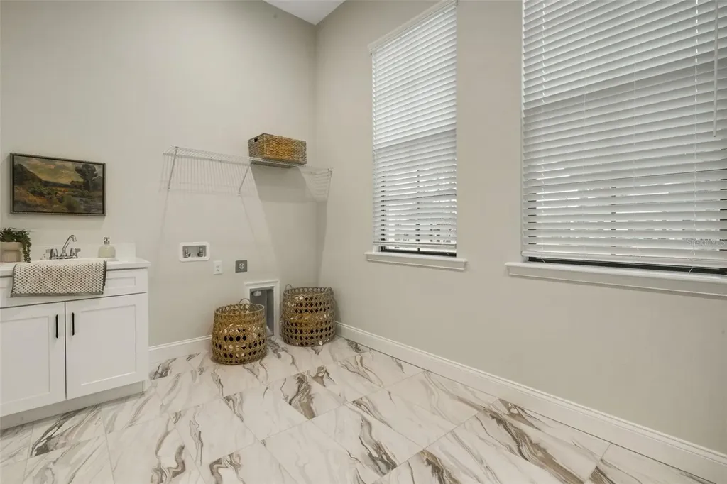 5390 Clubhouse Hills Lane Lakeland FL 33812