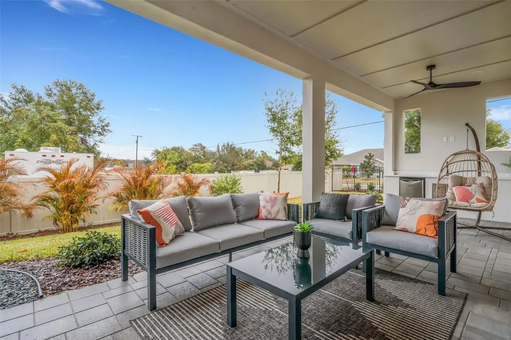 5390 Clubhouse Hills Lane Lakeland FL 33812