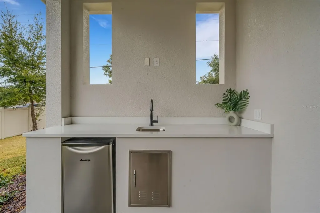 5390 Clubhouse Hills Lane Lakeland FL 33812