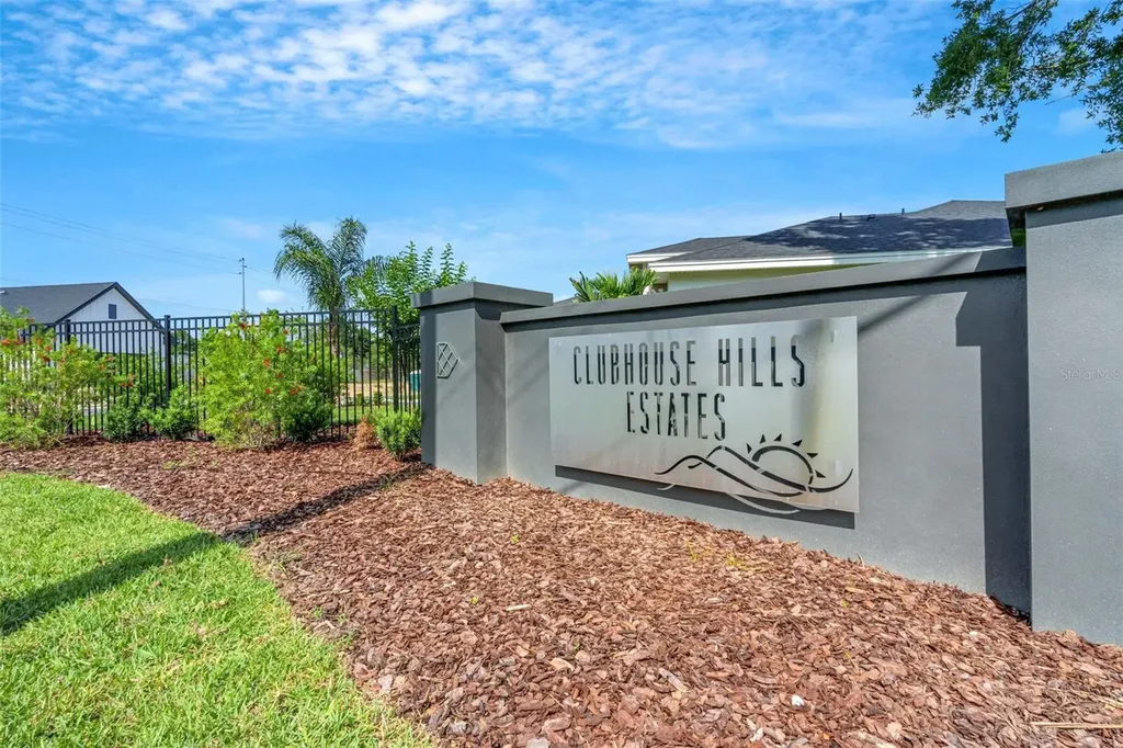 5390 Clubhouse Hills Lane Lakeland FL 33812