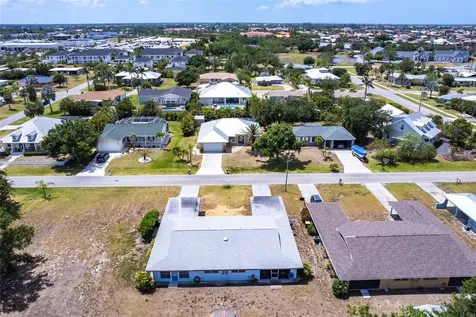 320 & 324 W Ann Street Punta Gorda FL 33950
