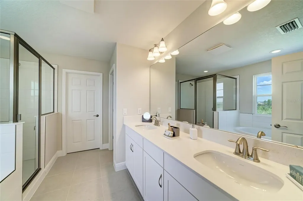 9699 Surrey Rose Drive San Antonio FL 33576