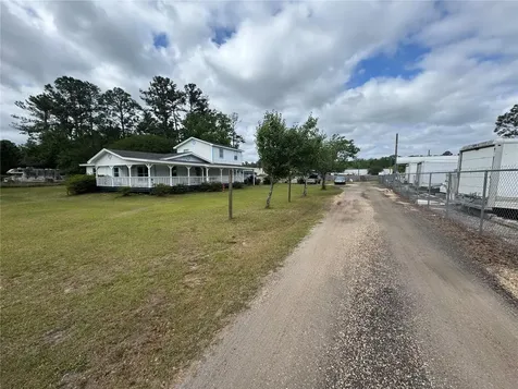 5515/5517 Shad Road Jacksonville FL 32257