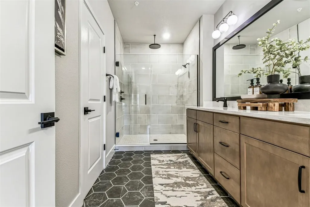 7236 Sutton Lane Sarasota FL 34240
