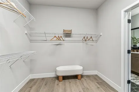 7236 Sutton Lane Sarasota FL 34240