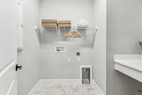 7236 Sutton Lane Sarasota FL 34240