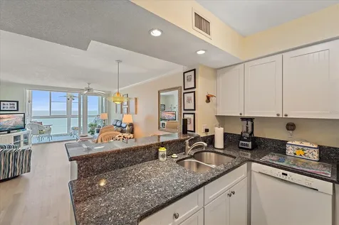 950 Tarpon Center Drive Venice FL 34285