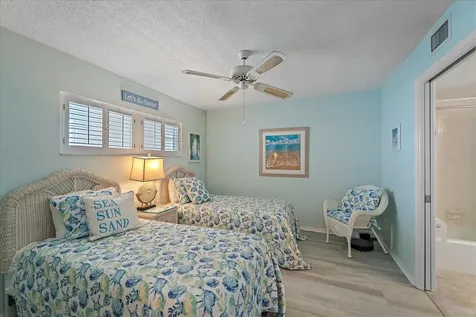 950 Tarpon Center Drive Venice FL 34285