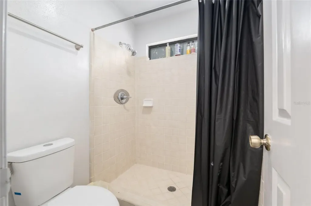 938 NW 42nd Terrace Gainesville FL 32605