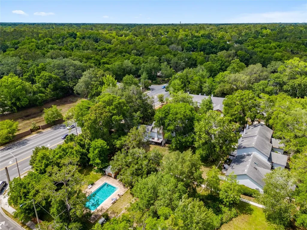 938 NW 42nd Terrace Gainesville FL 32605