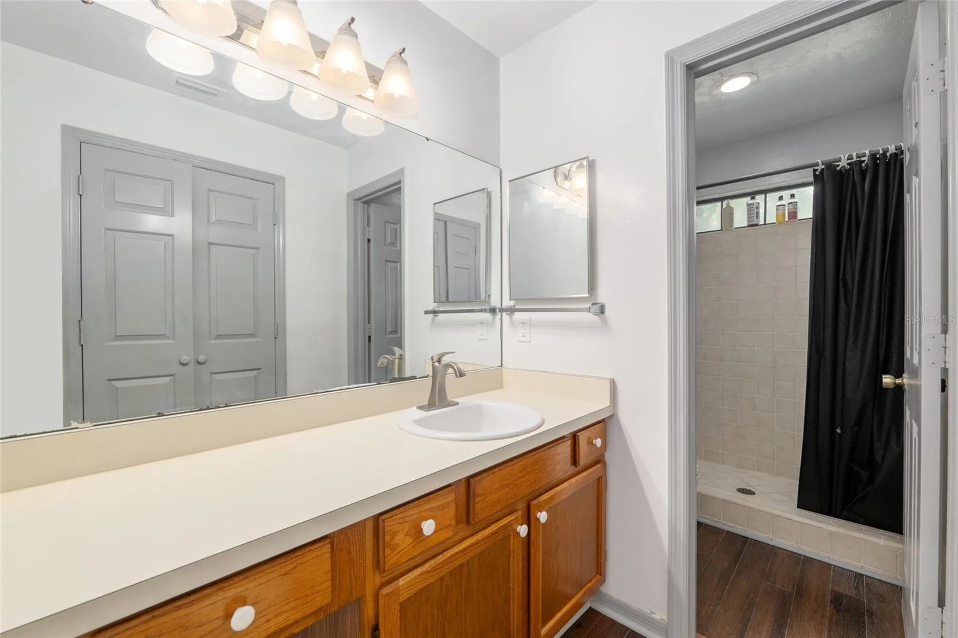 938 NW 42nd Terrace Gainesville FL 32605