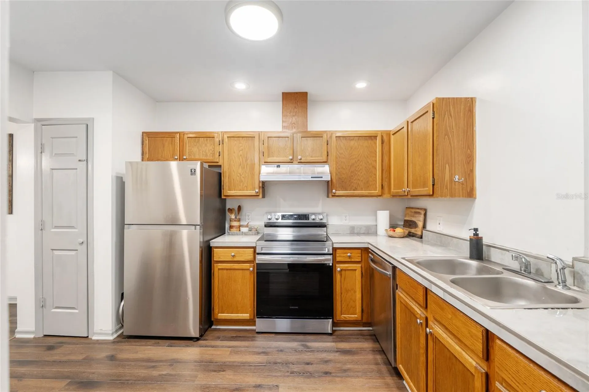938 NW 42nd Terrace Gainesville FL 32605