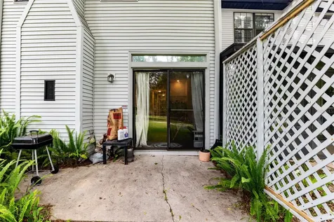 938 NW 42nd Terrace Gainesville FL 32605