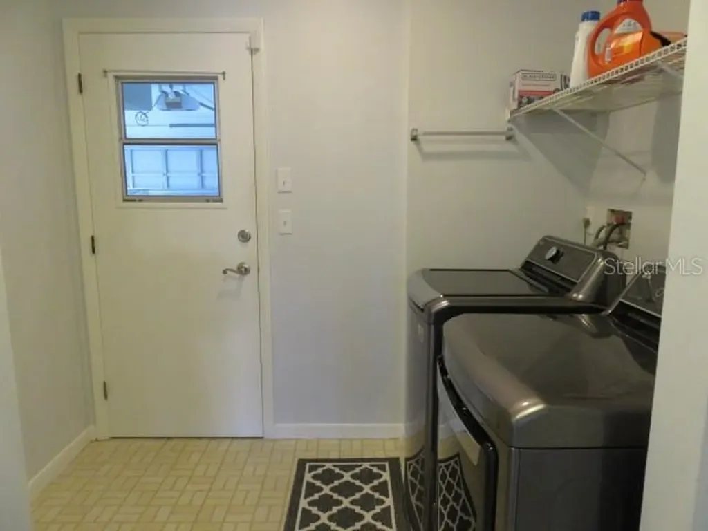 7207 15th Avenue Drive W Bradenton FL 34209