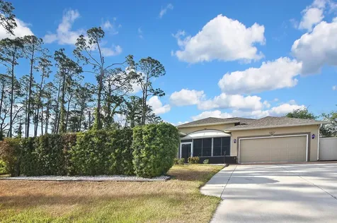 2371 Manheim Avenue North Port FL 34286