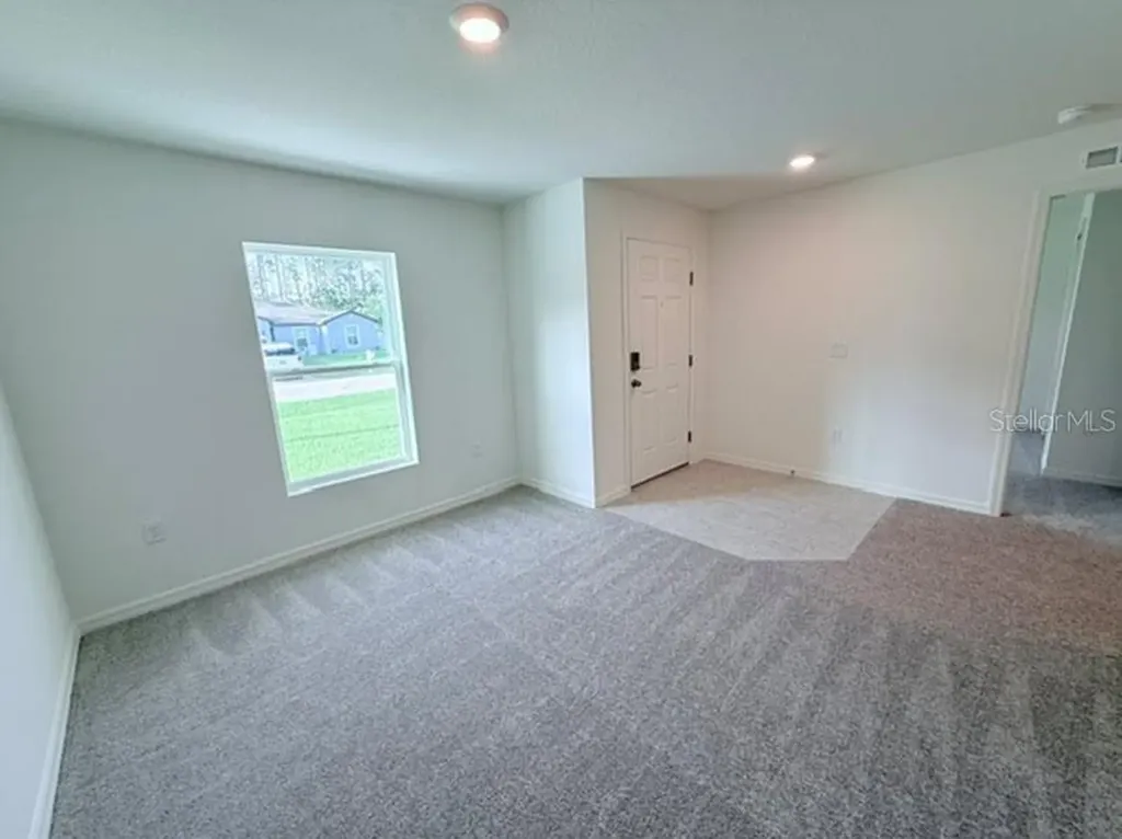 40 Laguna Forest Trail Palm Coast FL 32164