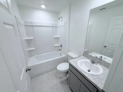 40 Laguna Forest Trail Palm Coast FL 32164