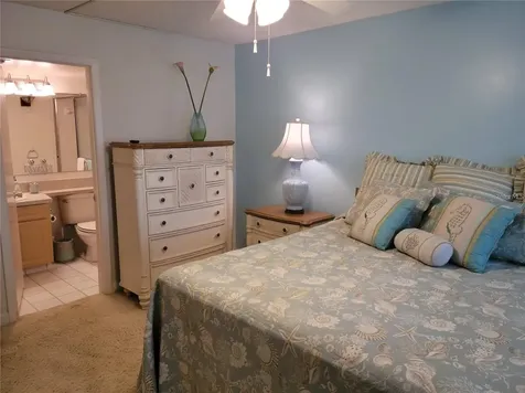 7405 Bay Island Drive S South Pasadena FL 33707