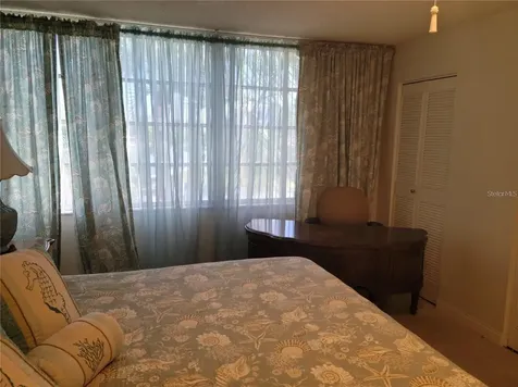 7405 Bay Island Drive S South Pasadena FL 33707