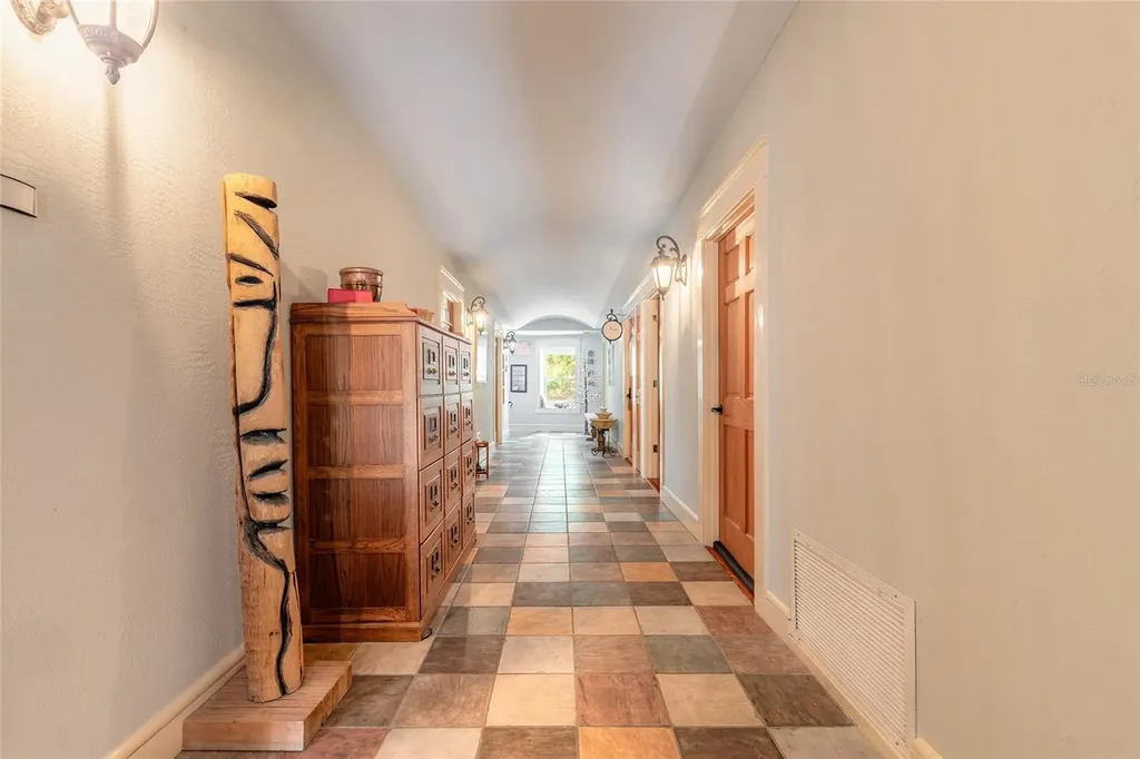 1112 Riverside Drive Daytona Beach FL 32117