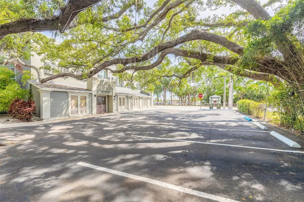 1112 Riverside Drive Daytona Beach FL 32117